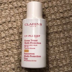 Clarins UV Plus SPF 40 Tinted (Medium)